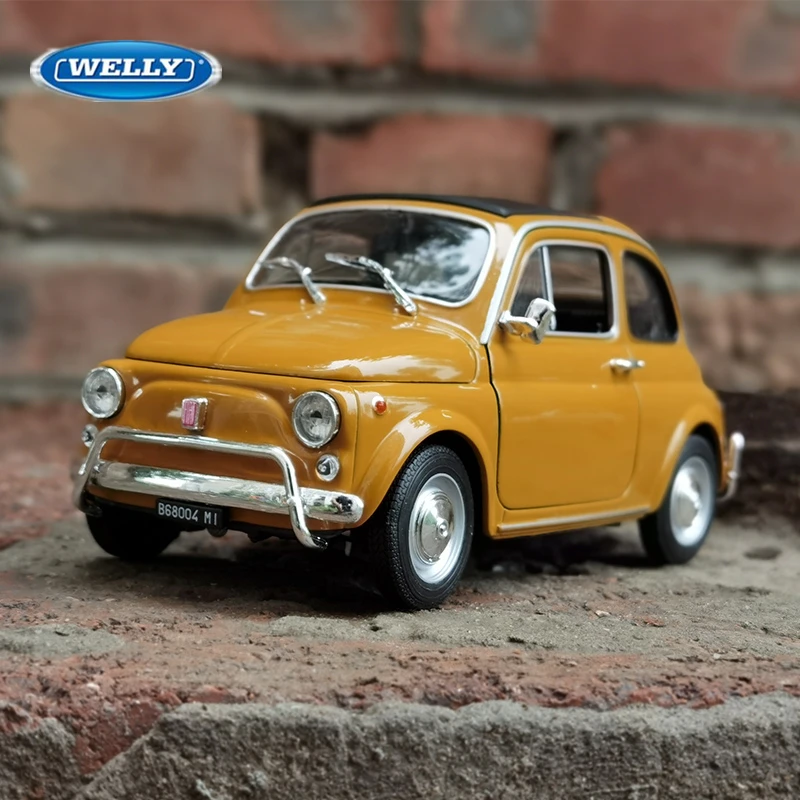 

WELLY 1:18 FIAT 500L Alloy Car Model Diecast Metal Toy Vehicles Classic Car Model High Simulation Collection Childrens Toys Gift