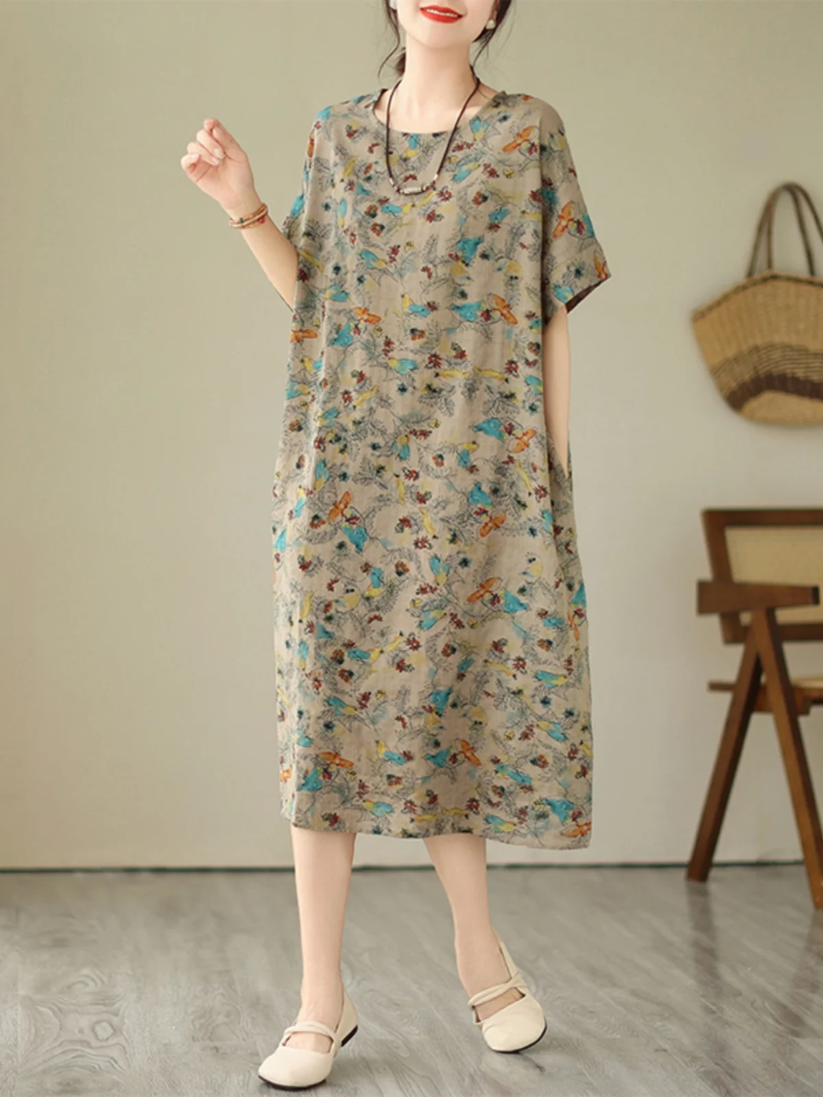 ร้านแบรนด์เสื้อผ้าสั่งตัด ไซส์ใหญ่ ผ้าลินินหรือผ้าสเวตเตอร์ ทรงสลิม ดีไซน์ศิลปะ บางเบา สไตล์เรโทร ทรงเอไลน์ ชุดเดรสยาวปานกลางสำหรับฤดูร้อน