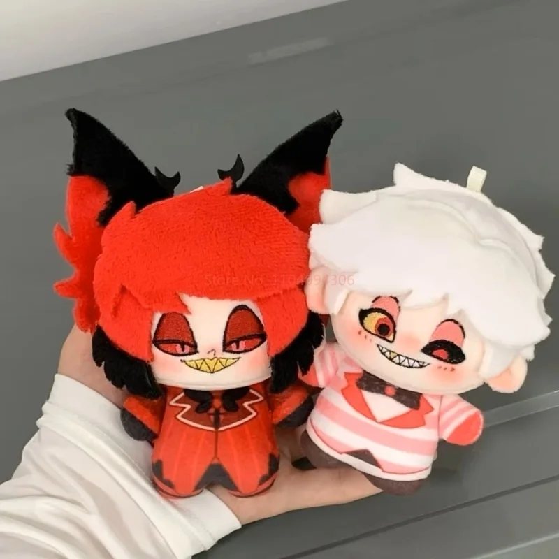 Boneco de Pelúcia de 10cm do Anime Hazbin Hotel, Personagens Sir Pentious, Alastor, Vox, Lucifer, Angel, para Cosplay, Pingente de Mochila, Chaveiro, Brinquedo e Presentes