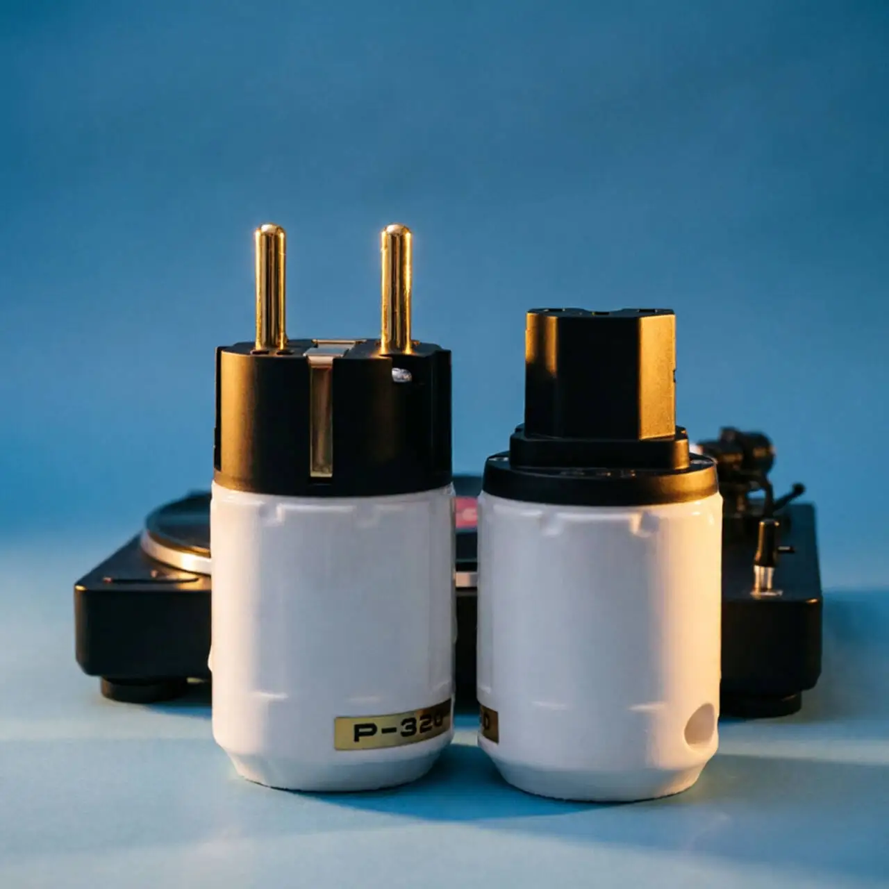 P-320E C-320 2-in-1 Kit: US NEMA + EU Schuko Gold Plated Brass AC Power Plug Set, 25A 250V IEC Female Connector DIY for 6-18mm