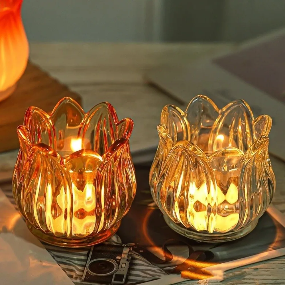 

2PCS Elegant Vintage Tulip Shaped Candle Holder Romantic Mini Glass Candle Holder Clear Ornament Candle Cup Table Centerpiece