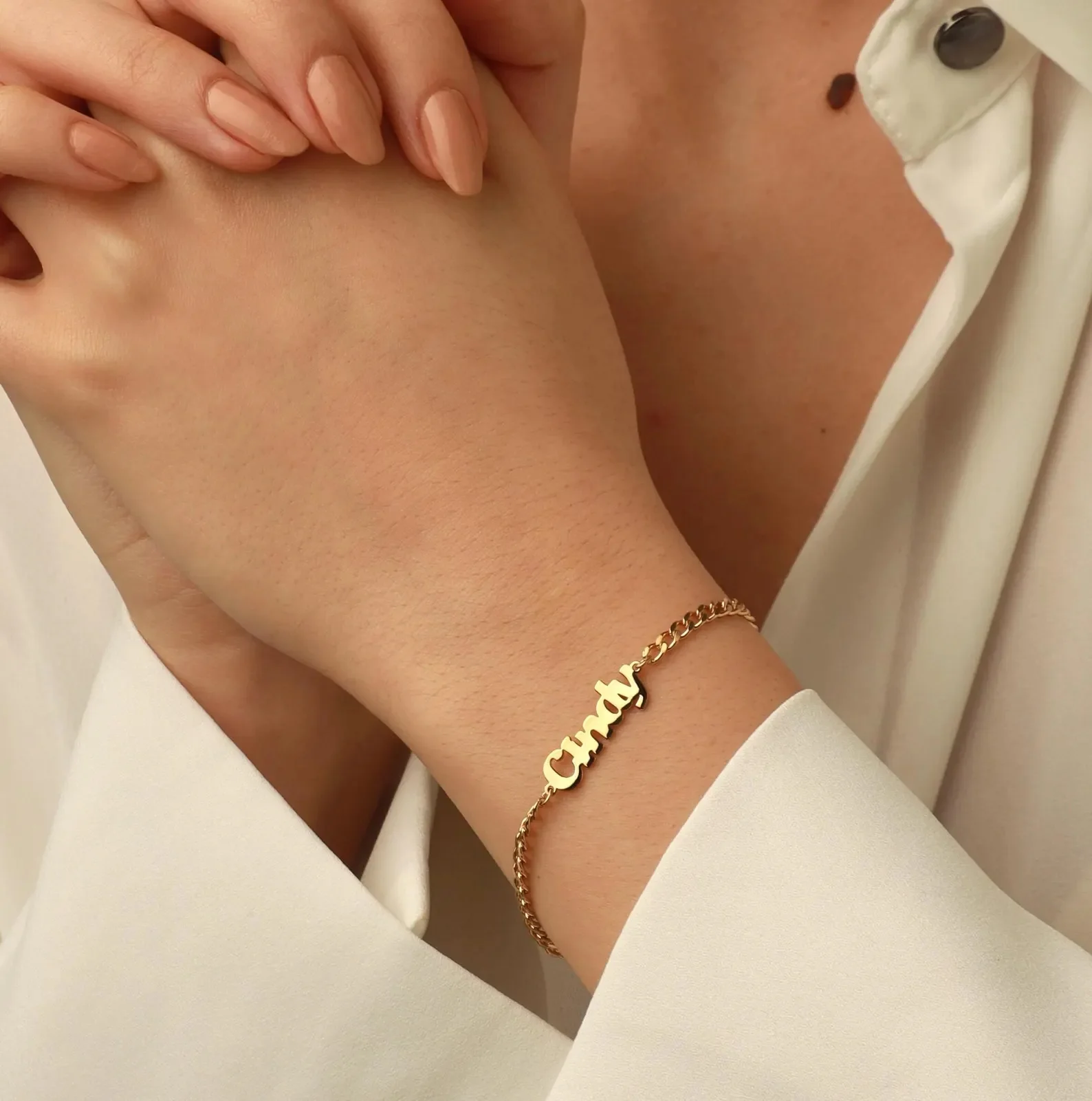 

Amaxer Personalized Custom Name Letter Stainless Steel Bracelet for Women Men Dainty Layering Bracelet Custom Name Jewelry Gifts