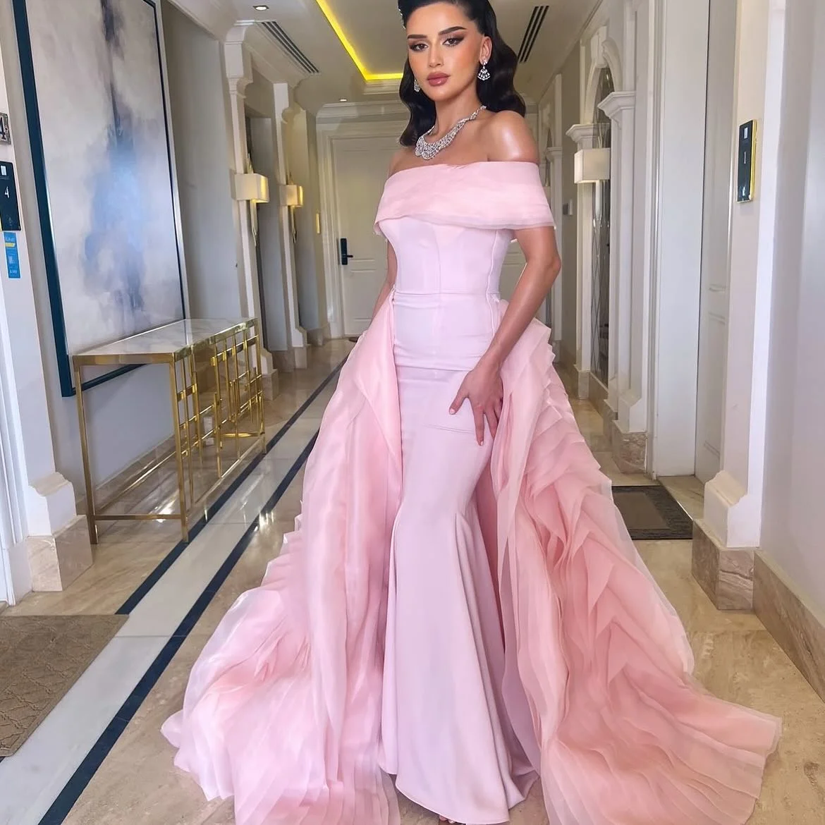 Rosa Ballkleider Mantel Maßgeschneiderte Hochzeit Sharon Kleid Elegante Abendkleider für Frauen Partykleider Pailletten Watteau Zug