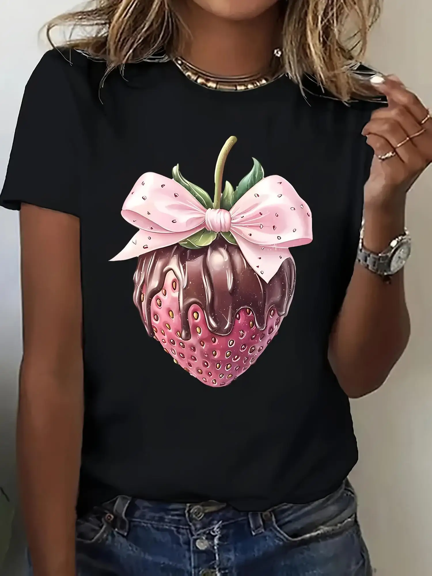 

Women's Casual Strawberry Print T-Shirt Black with Pink Red Design Round Neck Short Sleeve Elastic Hem All-Season