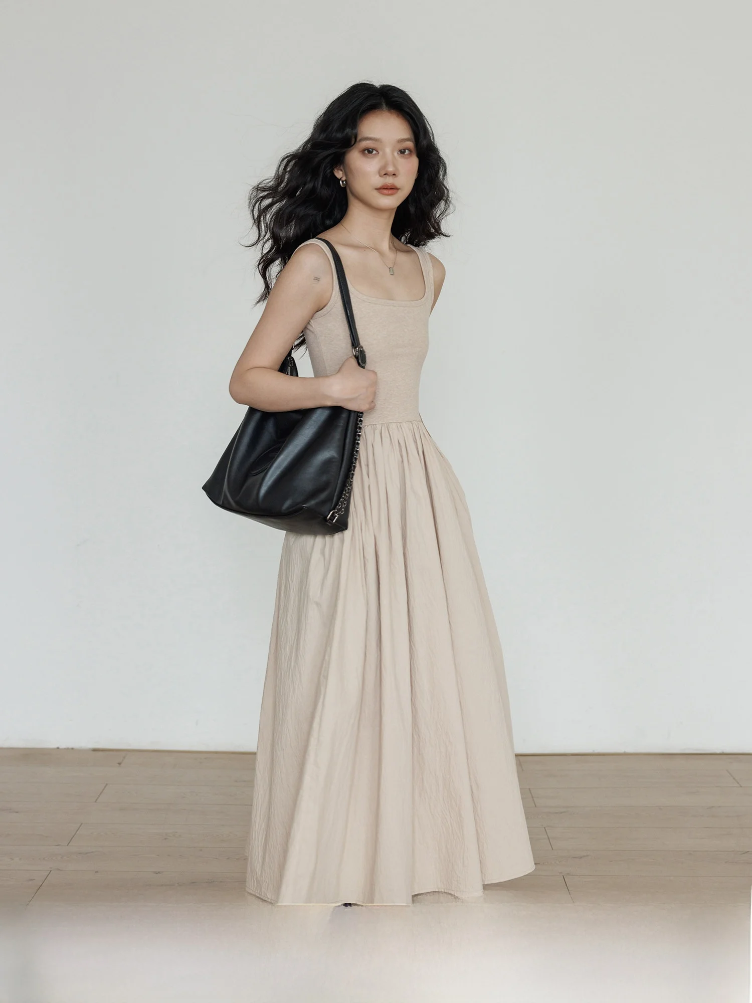 

Весенний вязаный приталенный жилет и женская длинная юбка 2026 года с новым лоскутным дизайном, повседневная, для работы, А-силуэт