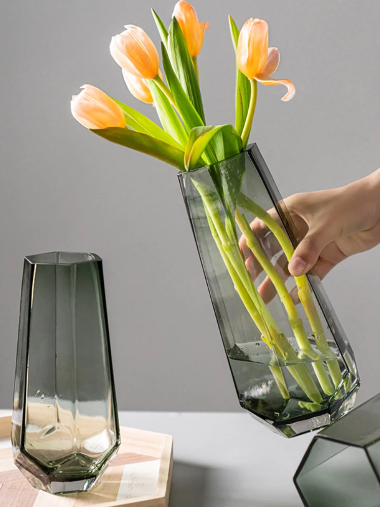 European style six-sided cut-out glass vase Modern decoration Home decoration room decoration ins simple wedding decoration