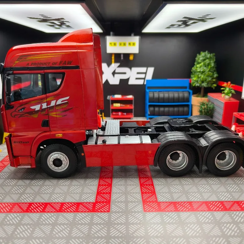 Diecast 1:24 Scale Liberation JH6 Truck-Three-Door Alloy Car Model