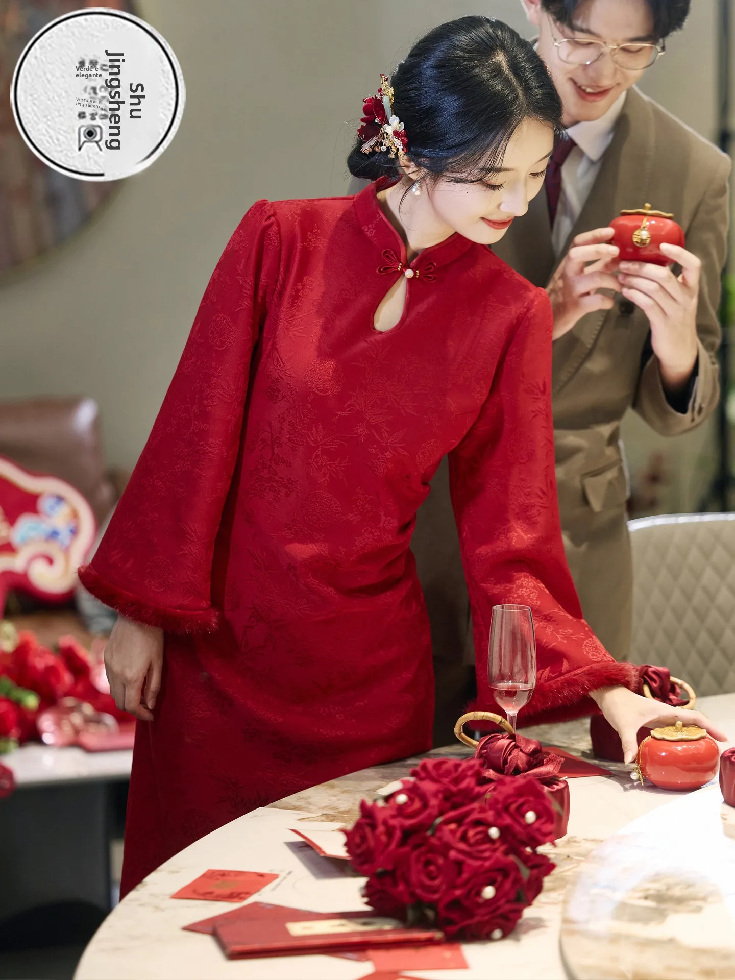 red-fce-lined-thiened-wedding-qipao-chinese-sle-new-year-return-gift-drinking-ceremony-brideom-cusized-ceremony