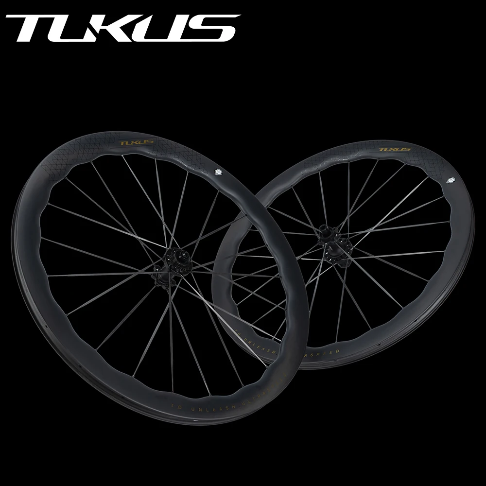 

Колесный комплект TUKUS Ultralight 1375г с керамическими подшипниками, карбоновыми спицами и волнообразными ободами для шоссейного велосипеда, 54T, для модернизации велосипеда