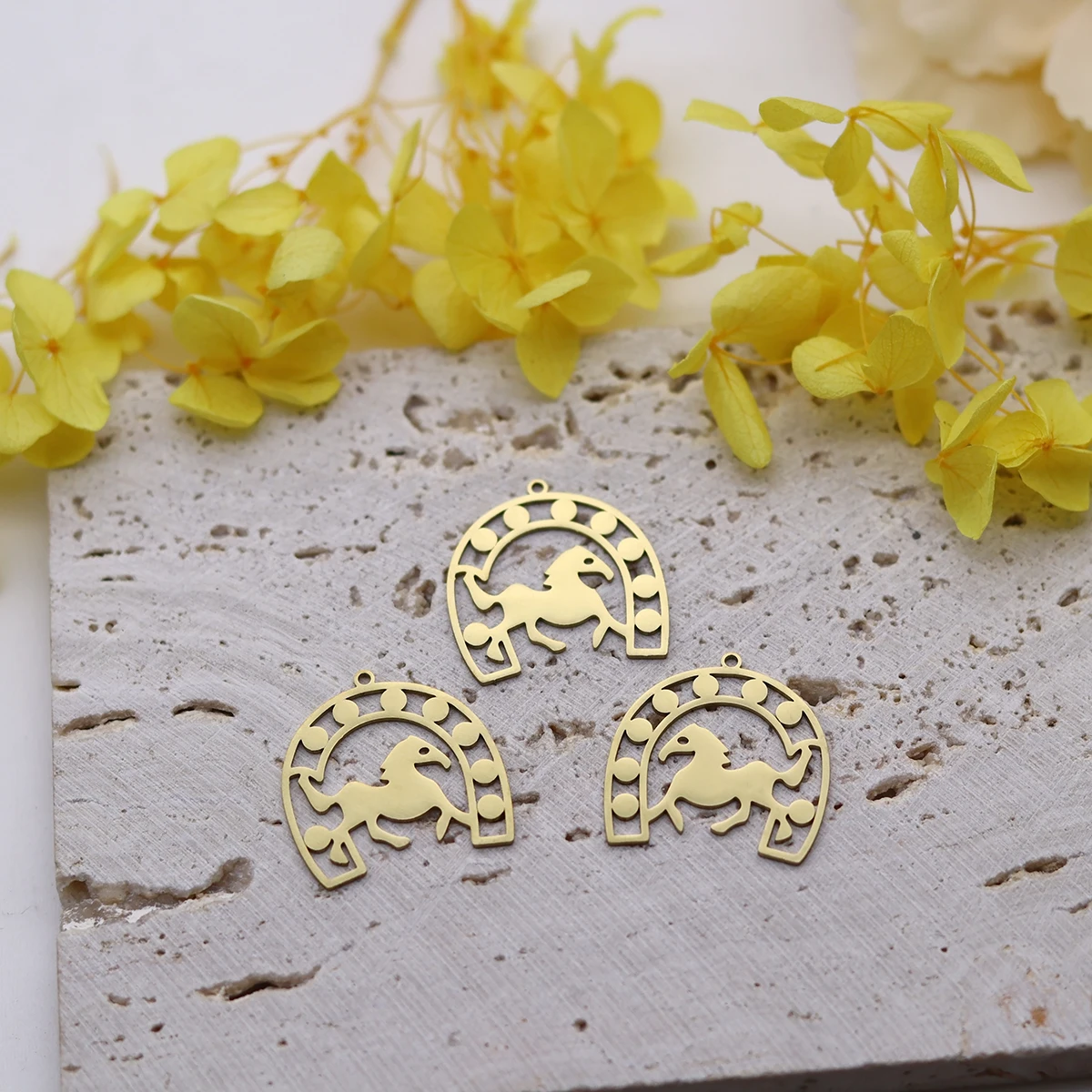 3 قطع U-شكل حدوة الحصان سحر قلادة DIY الحرفية قلادة أساور صنع المجوهرات الحصان الحيوان الفولاذ المقاوم للصدأ المواد المعدنية #4