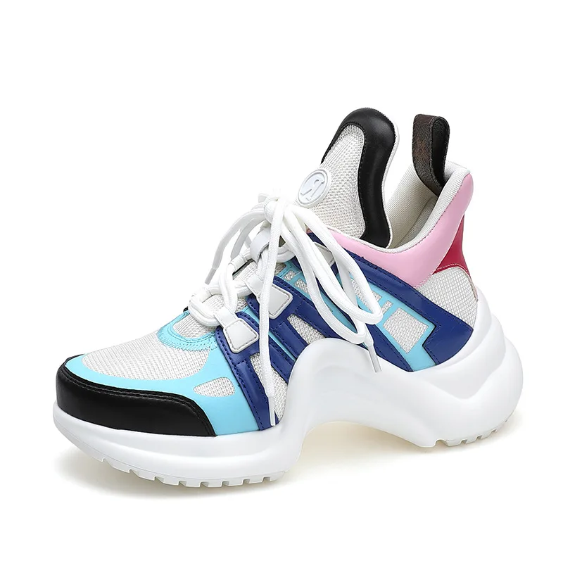 Loisirs PU maille respirant baskets femmes mode à lacets chaussures vulcanisées de luxe couleur mixte semelle épaisse femmes chaussures décontractées 2025
