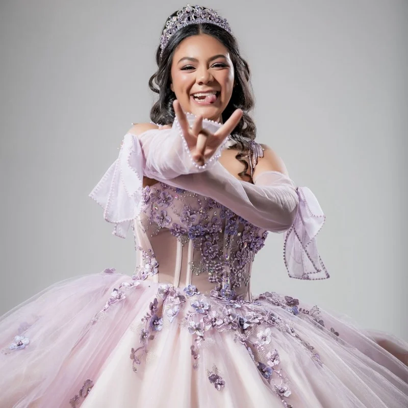 

Lavender Quinceanera Dress Crystal Glitter Decal off-shoulder 3D Flower Long tail Vestidos De 15 Quinceanera ﻿Customize