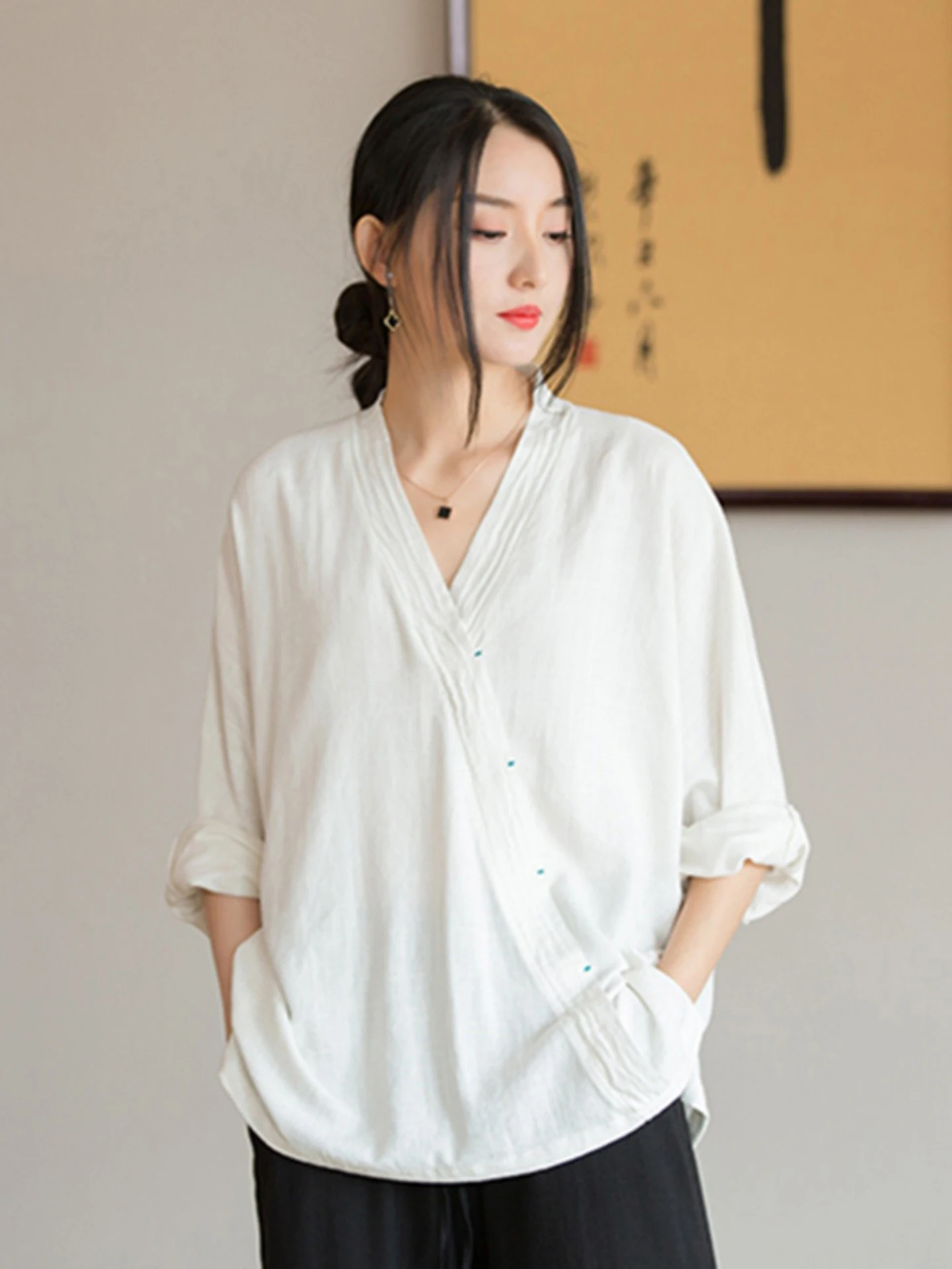 Linen T-Shirt Women's Style Retro Zen Large V-Neck Seven-Sleeve Tea Costume Casual Comfortable Breathable Moisture Wicking