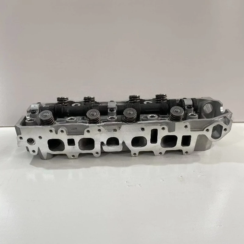Brand New 22R-E Cylinder Head Complete With Rocker Arm Shaft for  Hilux Corona Cressida Pickup 22R Engine Part