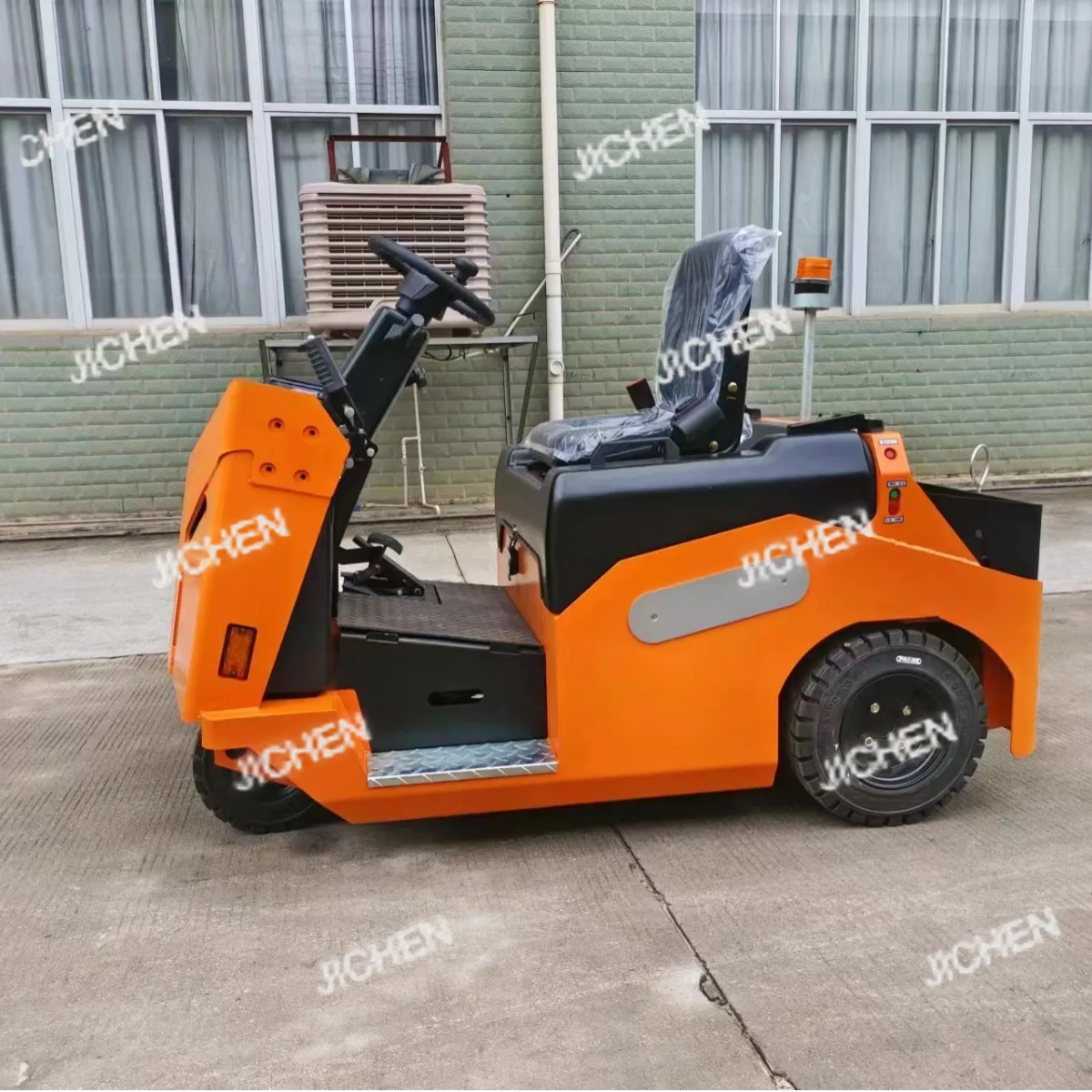 ركوب الجرار الكهربائي 2 3 4 6 7 طن ميناء محطة جرار رئيس مقطورة دوران البضائع