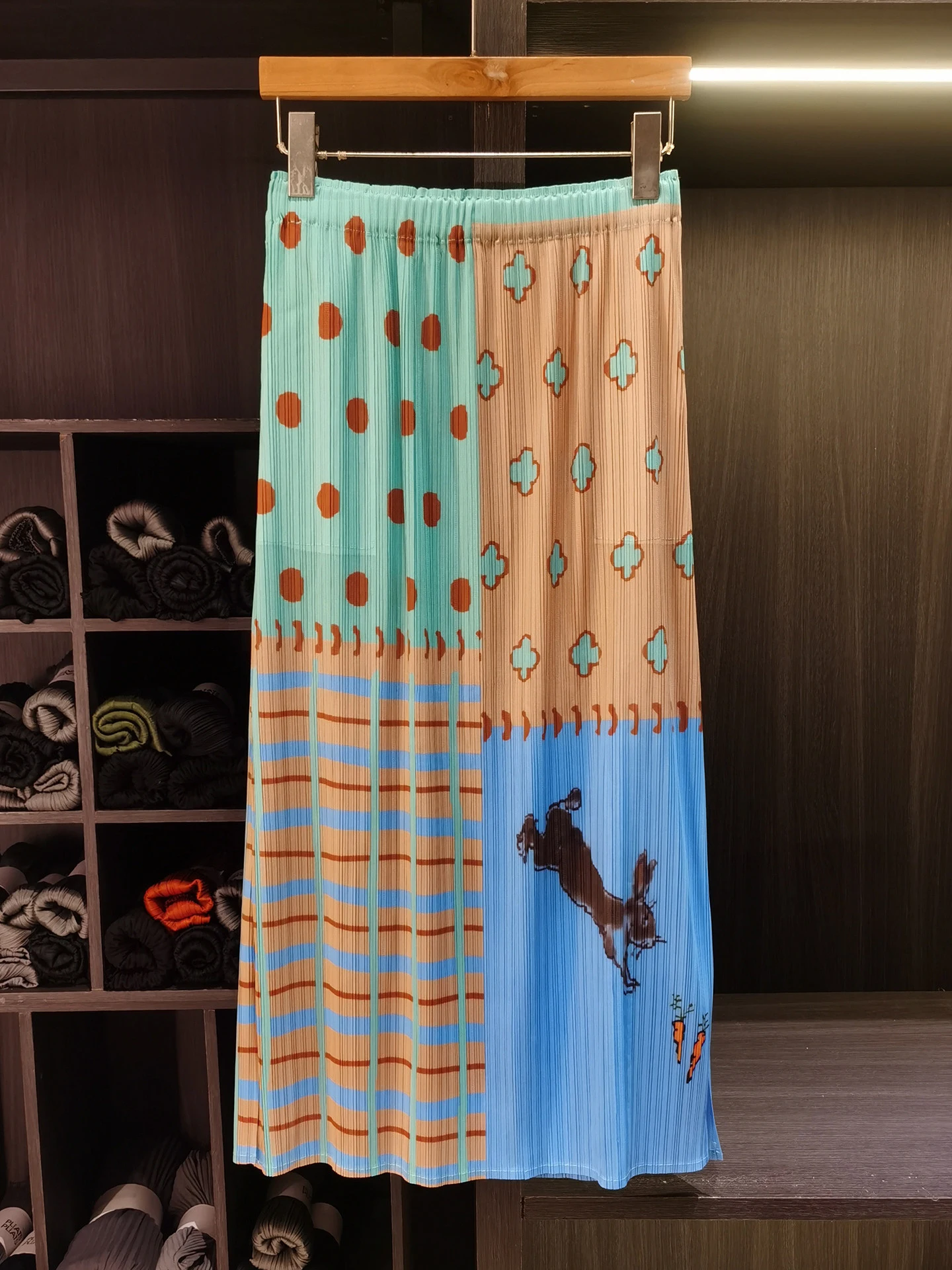 Summer New High Waist Casual Skirt Women's Holiday Style Pleated Slimming Straight Tube Skirt Daily Wear Comfortable Fit