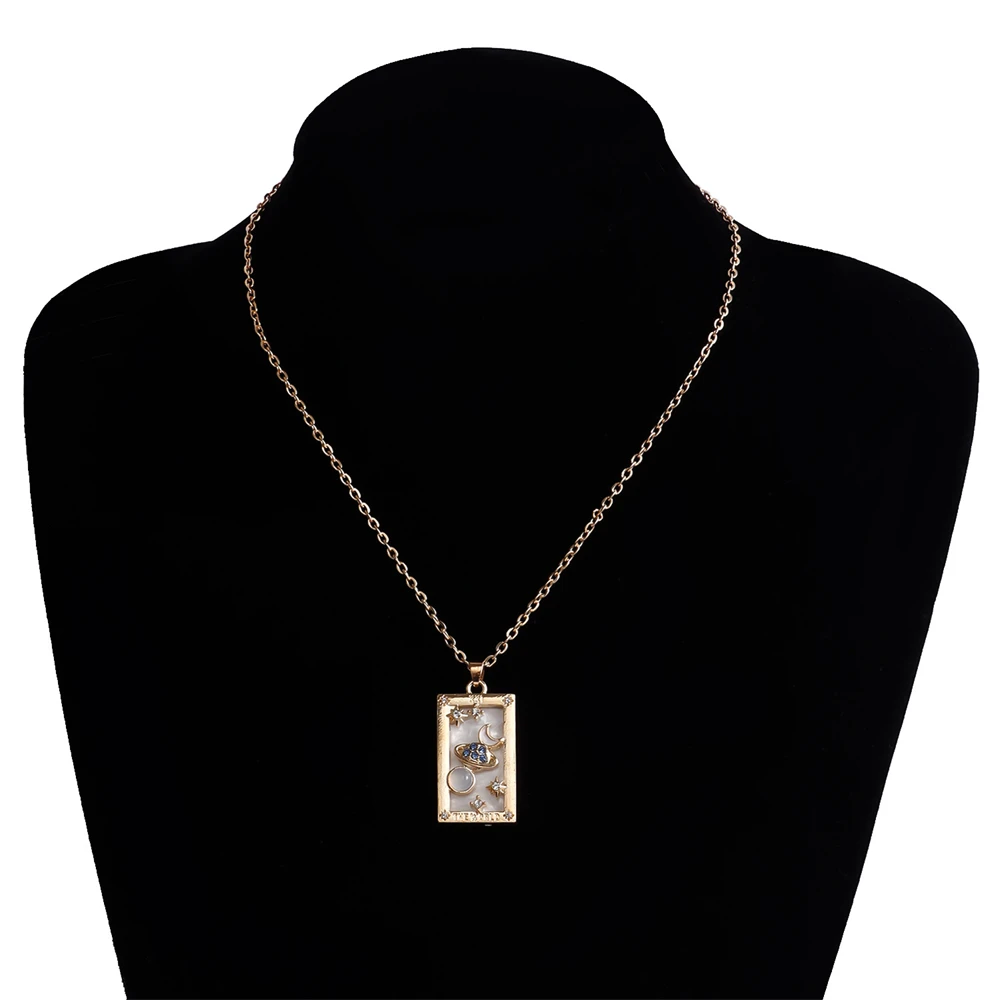 Magician Tarot Queen Lover Moon Star Necklaces Good Luck Metal Pendant Choker Fashion Jewelry Decoration Gifts for Friends Women