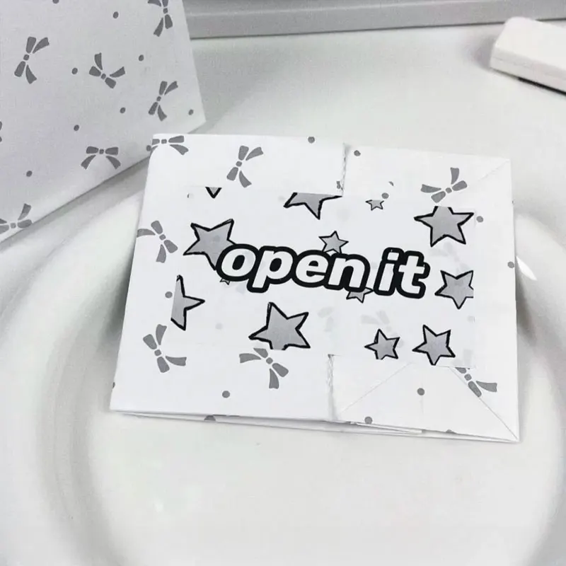 Original simple packaging sealing sticker unboxing tips Creative star y2k affordable sticker decoration