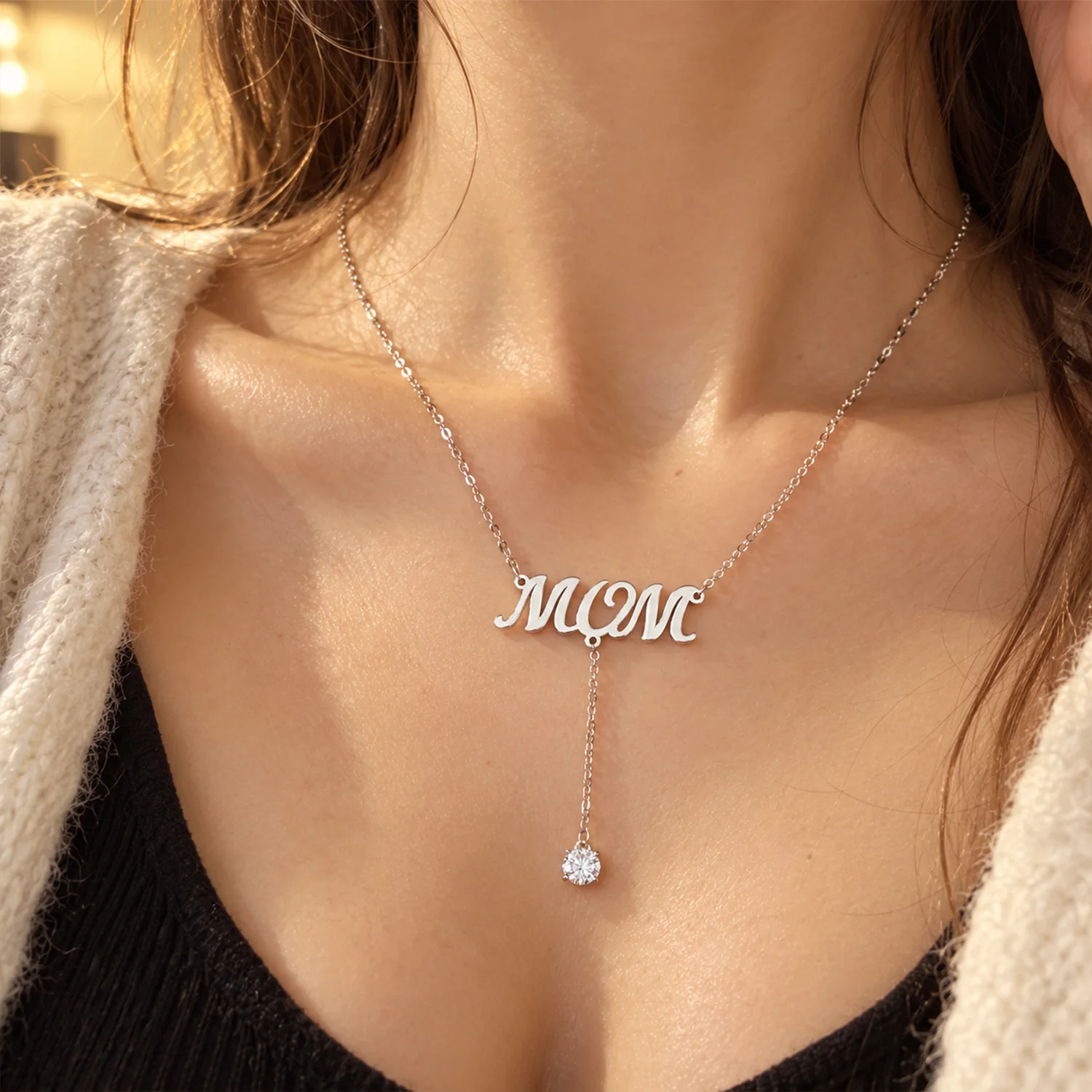 Dascusto Custom Name Necklace 925 Sterling Silver MOM Lariat Y Necklace Cursive Pendant with Zircon Mother’s Day Gift For Women