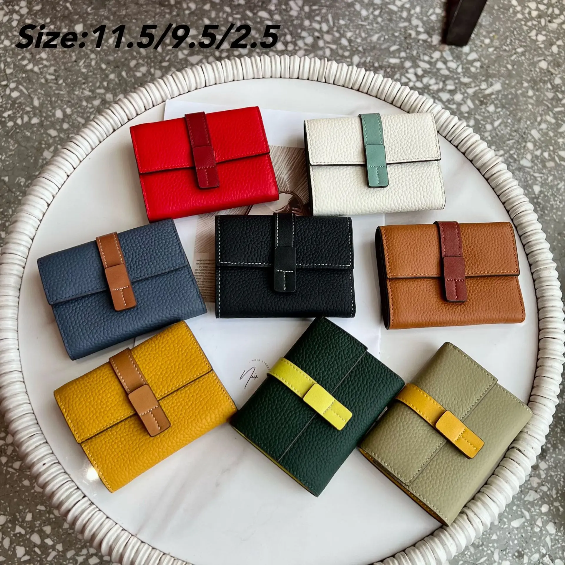 Women Fashion Short Wallet Coin Purse Genuine Leather Tri-fold Clutch Credit Card Holder Travel Accessorie