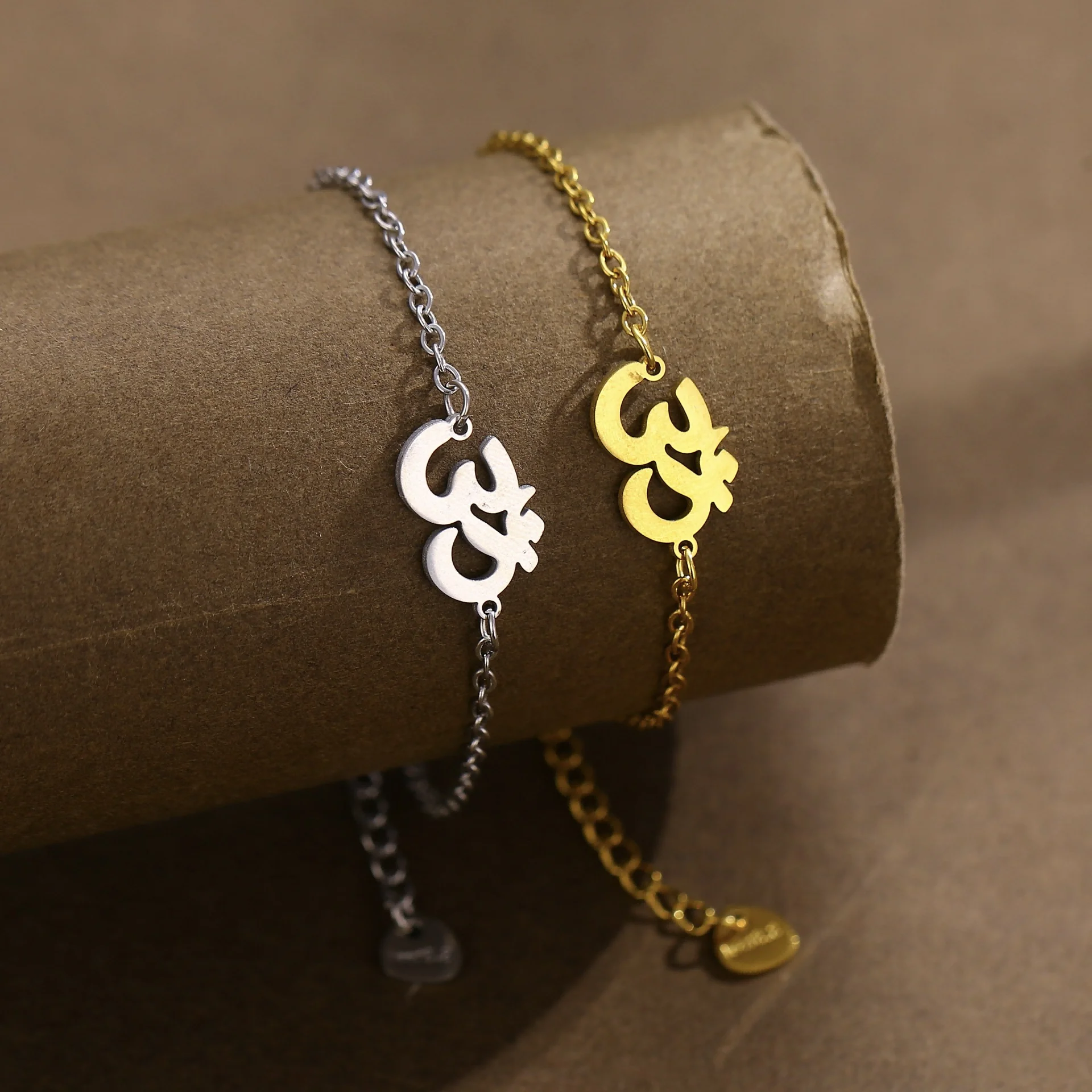 

Stainless Steel Om Symbol Charm Bracelet, Minimalist Delicate Chain Bracelet, Yoga Meditation Daily Jewelry