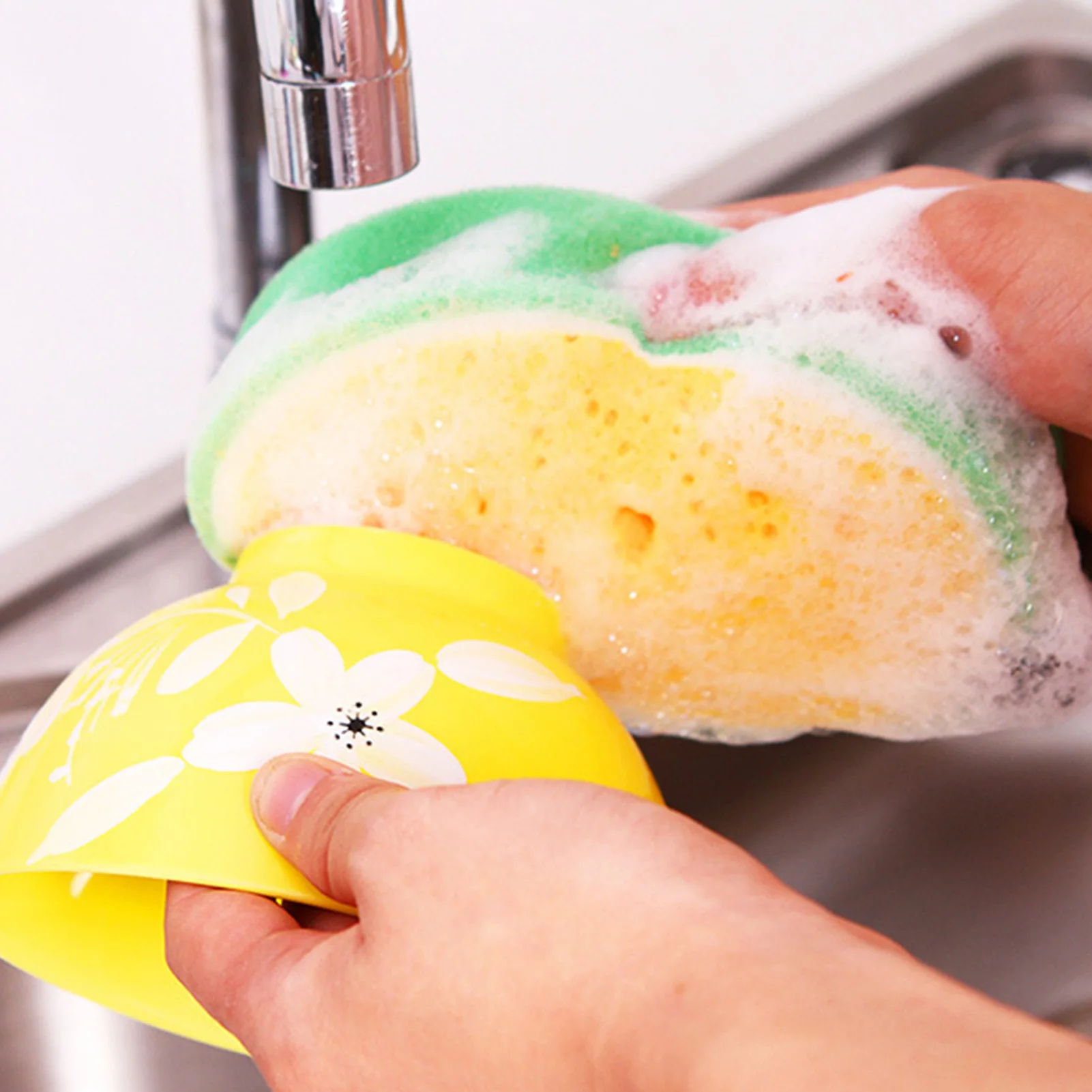 

Creative Sponge Kitchen Accessories Fruit Shape Washing Dishes Sponge Cleaning Dish Remove Stains Kitchen Cleaning Brush Sponge