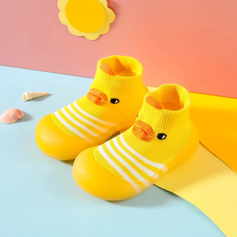 Neue bequeme und atmungsaktive rutsch feste Socken für Jungen und Mädchen, Baby-Sommer-Innen-und Outdoor-Kleinkinds chuhe mit weichen Sohlen