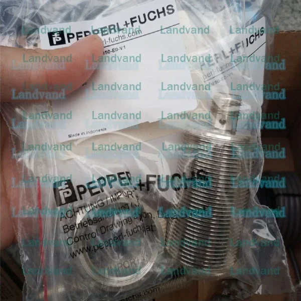 

1pcs Nbb15-30gm50-e0-v1 Proximity Sensor New for Brand New Original Spot Plc