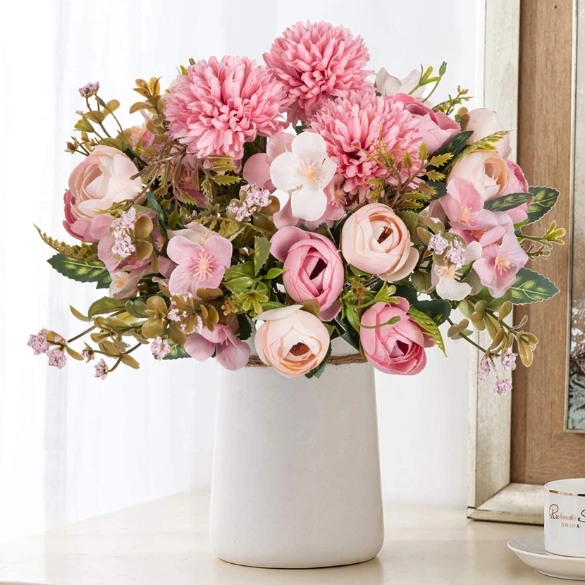 Fiori artificiali Tè Boccioli di rosa Bouquet Scatola di caramelle fai da te Vaso Room Home Decor Festival Ghirlanda Matrimonio Fiori finti di ortensia di seta