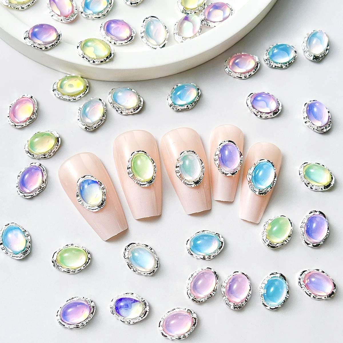 

10PCS Sweet Ice Transparent Moon Stone Inlaid Nail Charms Light Luxury Silver Alloy Elliptical Nail Art Decorations DIY Nails