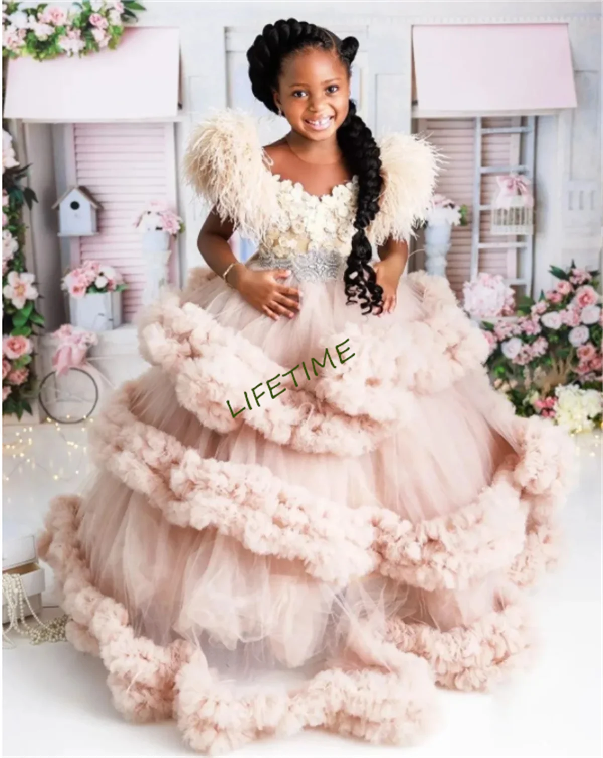 

Luxury Flower Girl Dresses Beaded Ruffles Feather Sleeves Girls Pageant Dress Little Kids First Communion Dress