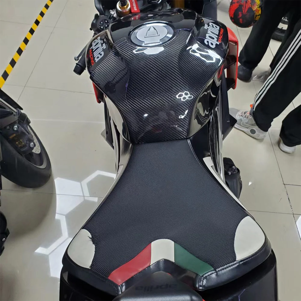 Suitable for Apulia RSV4/TUONO V4 motorcycle modification with 100% carbon fiber fuel tank protection cover 22-23