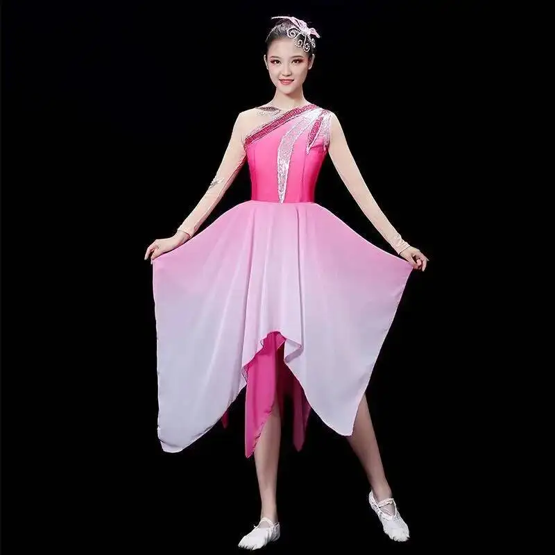 Costume de Spectacle de brevModerne, Robe de brevClassique Carrée