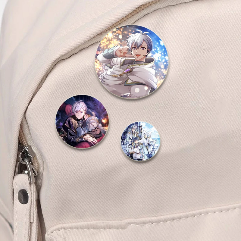 Anime IDOLiSH7 Badge Izumi Iori IZUMI MITSUKI Nikaido Yamato Yotsuba Tamaki Pins Cartoon Badge Backpack Hat Jewelry Accessories