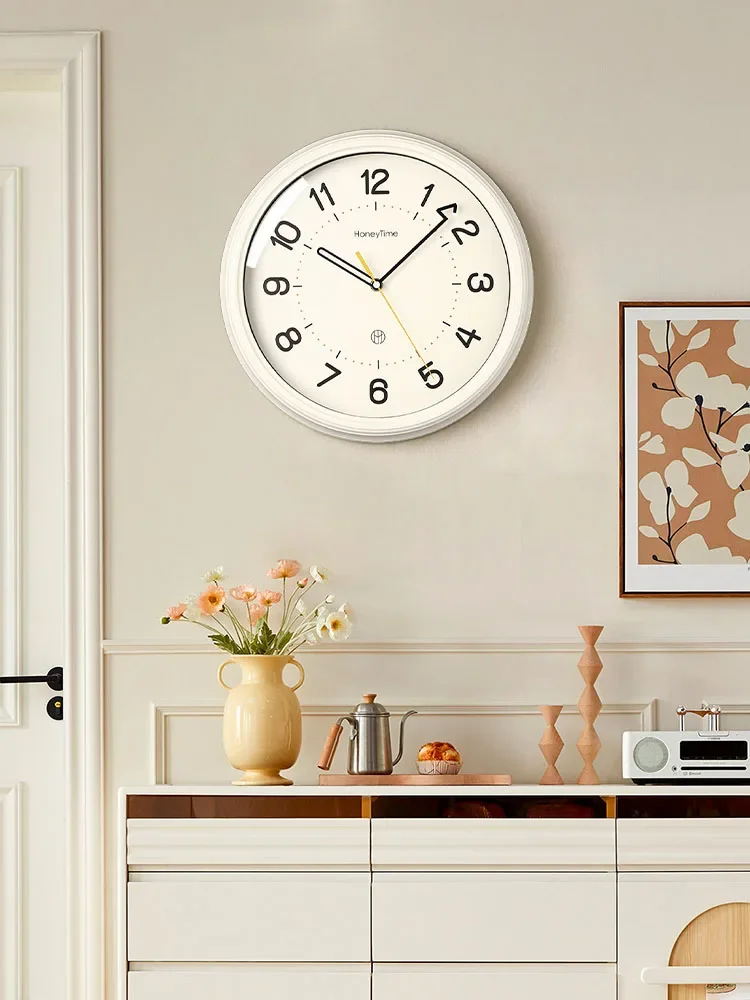 33cm Large Size Wall Clock Cream Style Analogue Hang Clock Mute Operating Modern Fashion Creative Home Decoration Clock