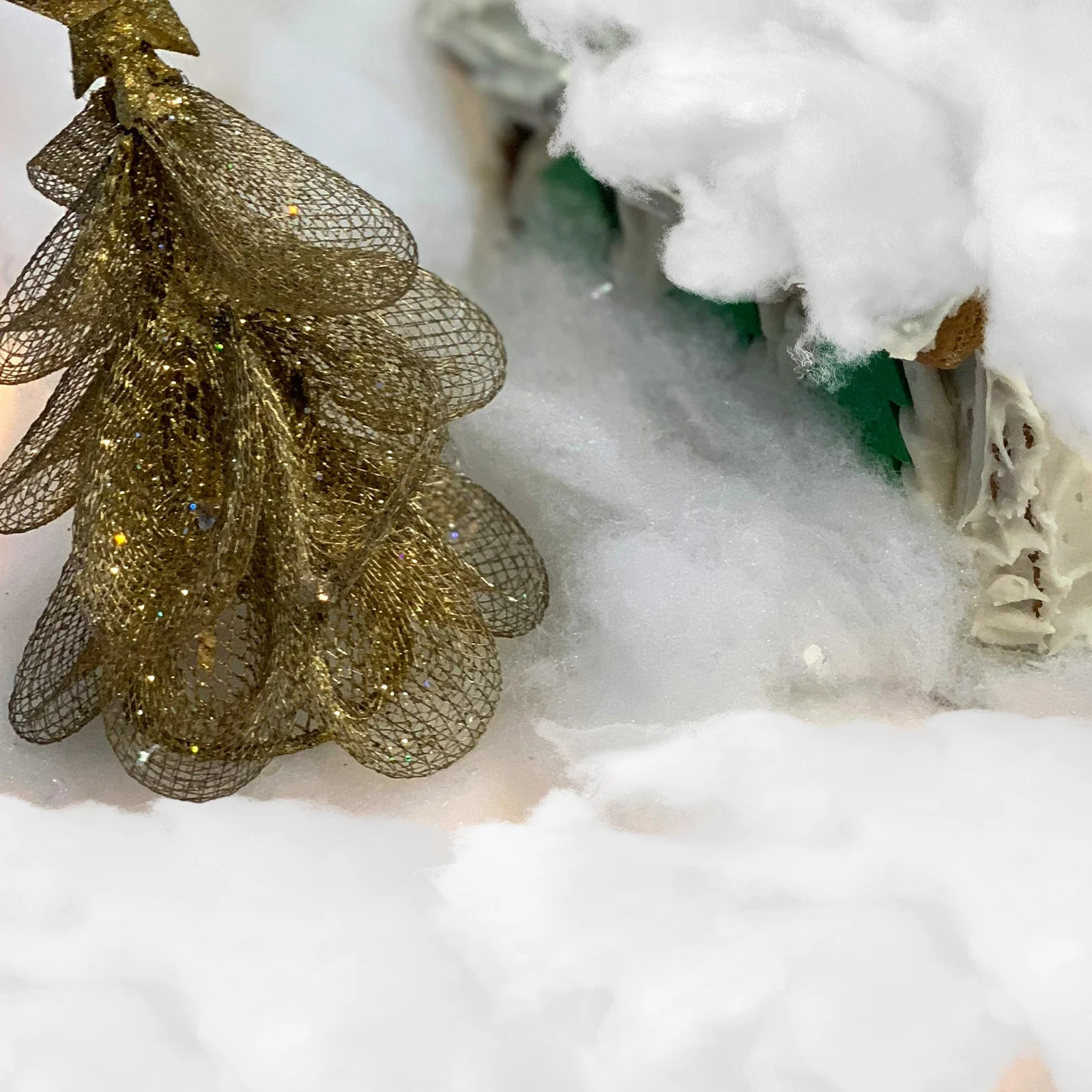 

2 Bags Simulation Snow for Christmas Decor Indoor Winter Scenes Party Supplies DIY Crafts Artificial Snow