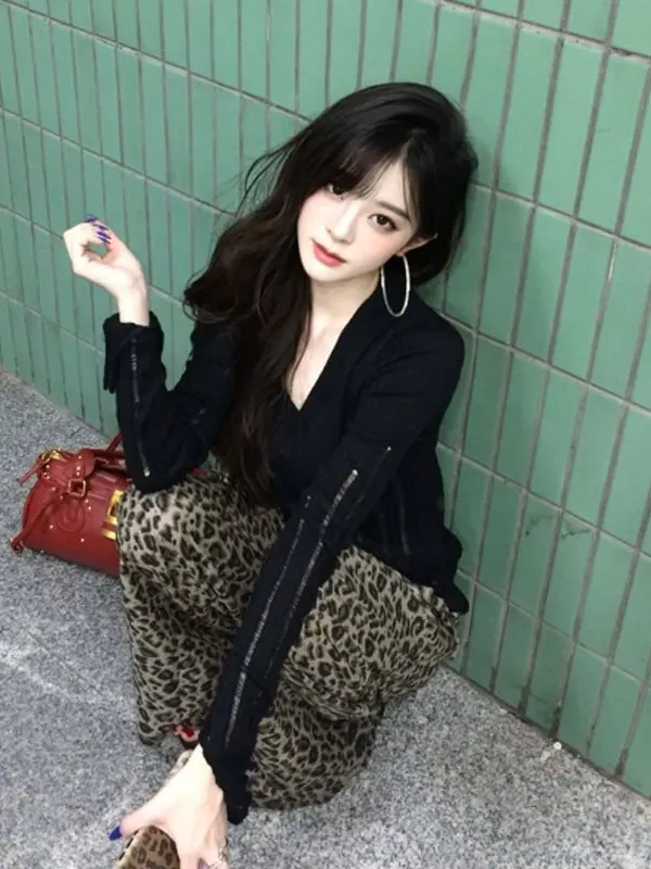 

American Sle Long Sve Knitted Sweater Women's V-ne Slim Fit Top Retro High Waist Design Spring New Faion Small irt