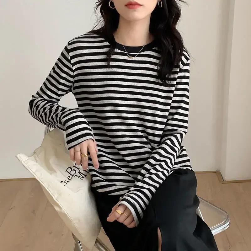 

Striped Women's Top Pulovers Winter Slim T-shirt Woman Aesthetic Y2k New In Cool Korean Fashion Cheap Art O Tees Clothing PH346