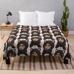 lee know cat filter Throw Blanket manga Cute Flannels Blankets