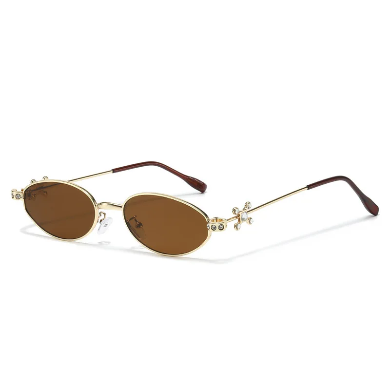 Ulitra Light Slim Cat Eye Sun Glasses For Women Rhinestones Decoration Flash Personality Ladies Street Shows Ins Hot Sunglasses