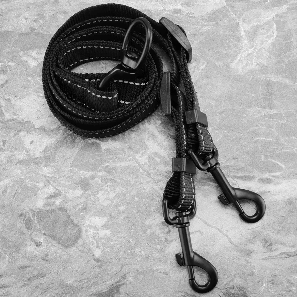 

A9oP- Double Leash Coupler for Large Dogs Adjustable Heavy Duty Nylon Splitter for Two Big Dogs