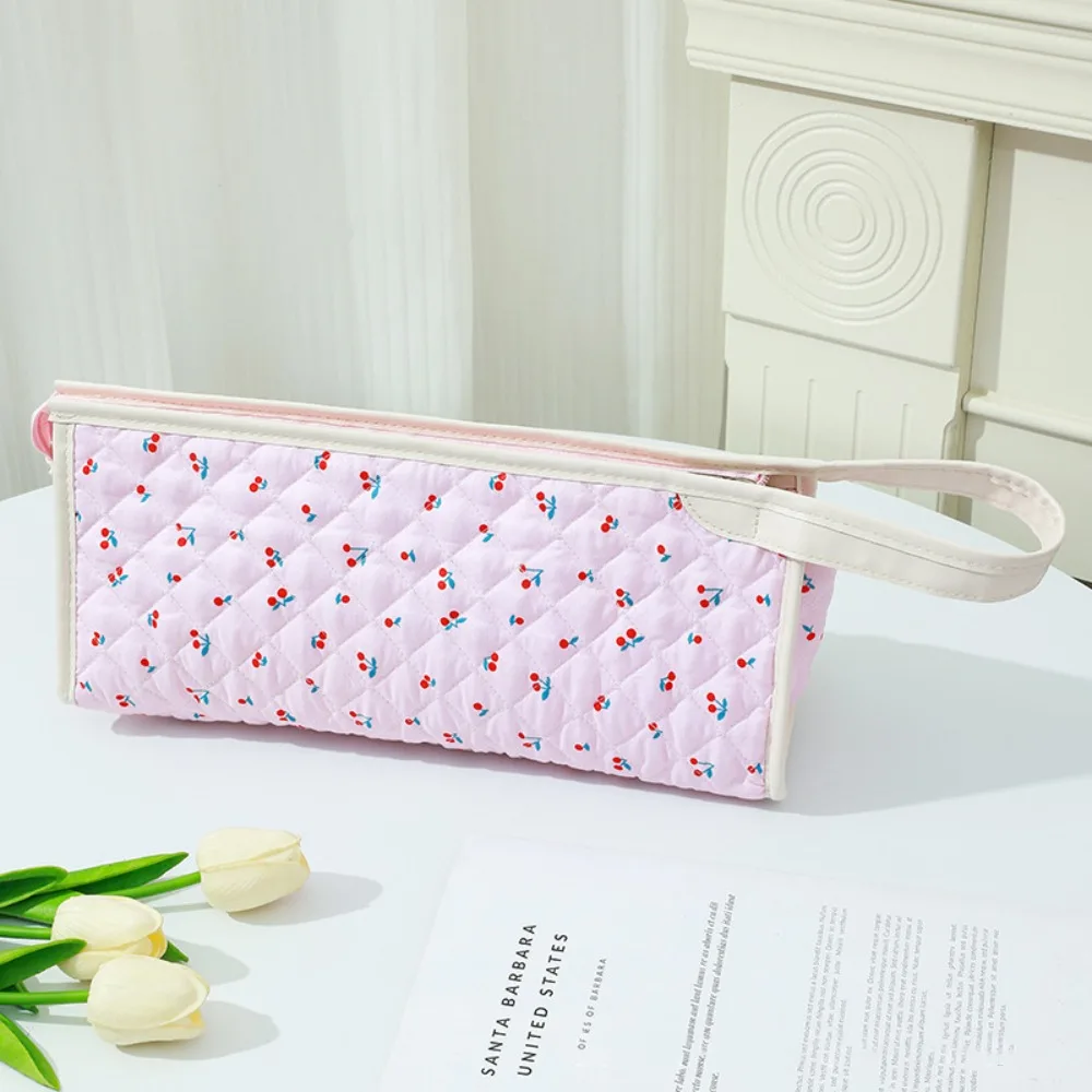 

New Quilting Cotton Hair Dryer Storage Bag with Handle Dustproof Curler Storage Bag Portable Soft Carrying Case for Travel