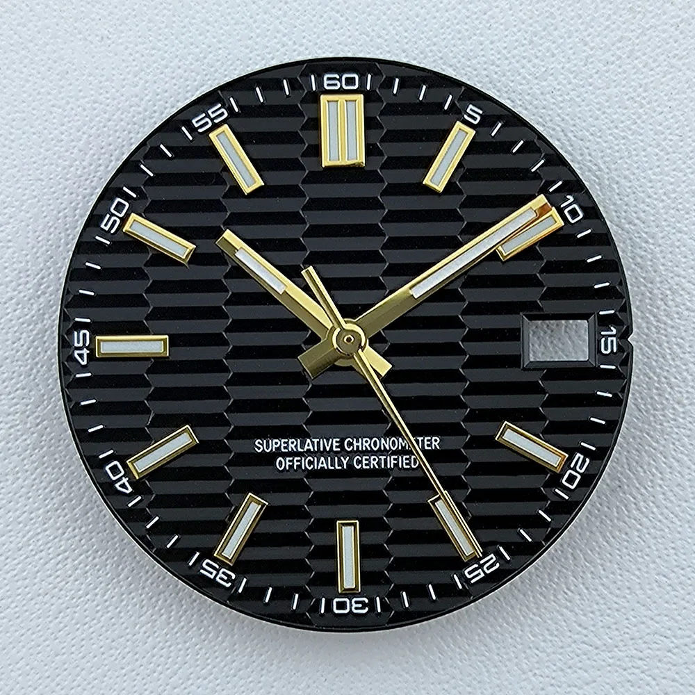 قرص NH35 28.5 ملم قرص الساعة شعار مخصص قرص أخضر مضيء مناسب لساعة الحركة NH35