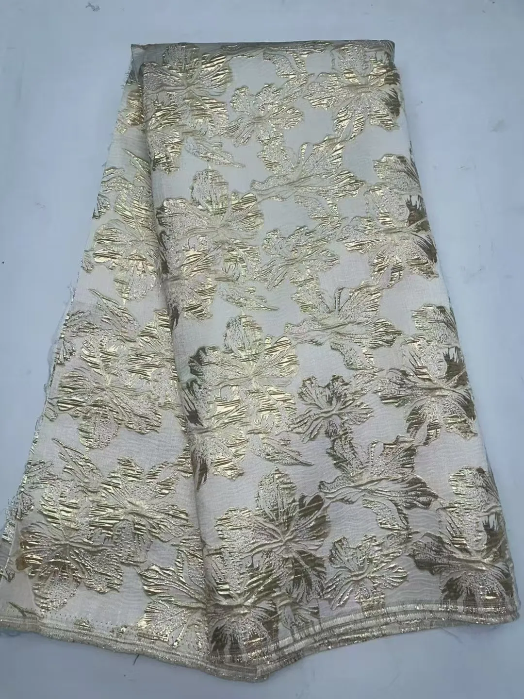 شعبية تصميم الأفريقي الجاكار أقمشة الدانتيل مذهب الدانتيل الفرنسي النسيج النيجيري الديباج أقمشة الدانتيل لفستان حفل الزفاف