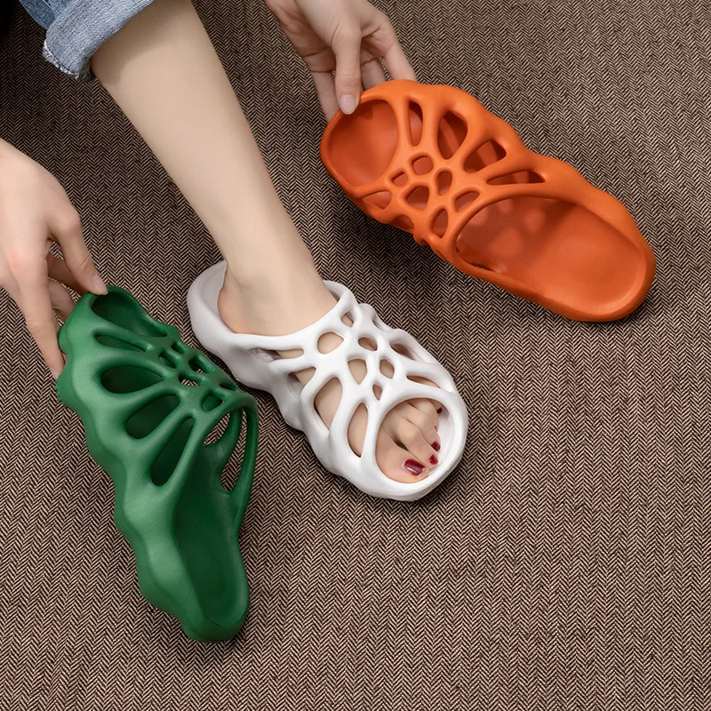 Fashion Lovers Cool Slippers 2022 Female Summer New Indoor Home Outside Men Shoes for Men's Slippers Cloud House Male Bathroom