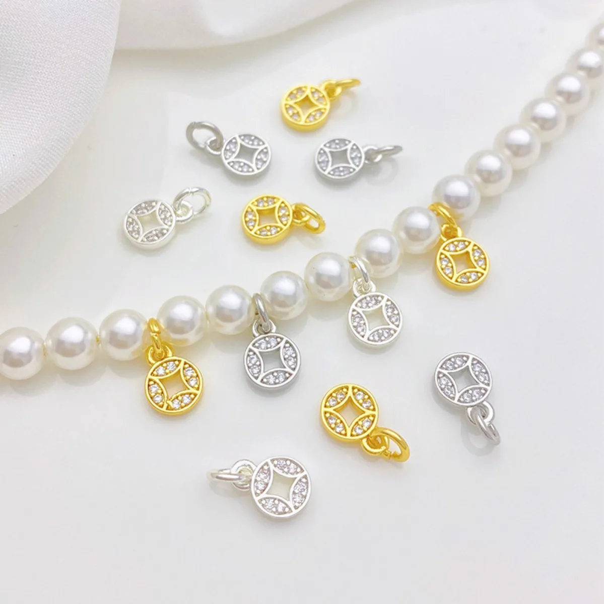 18K Gold Plated Micro‑Inlaid Cubic Zirconia Copper Coin Charm Pendant DIY Findings for Handmade Chain Necklace Jewelry Making