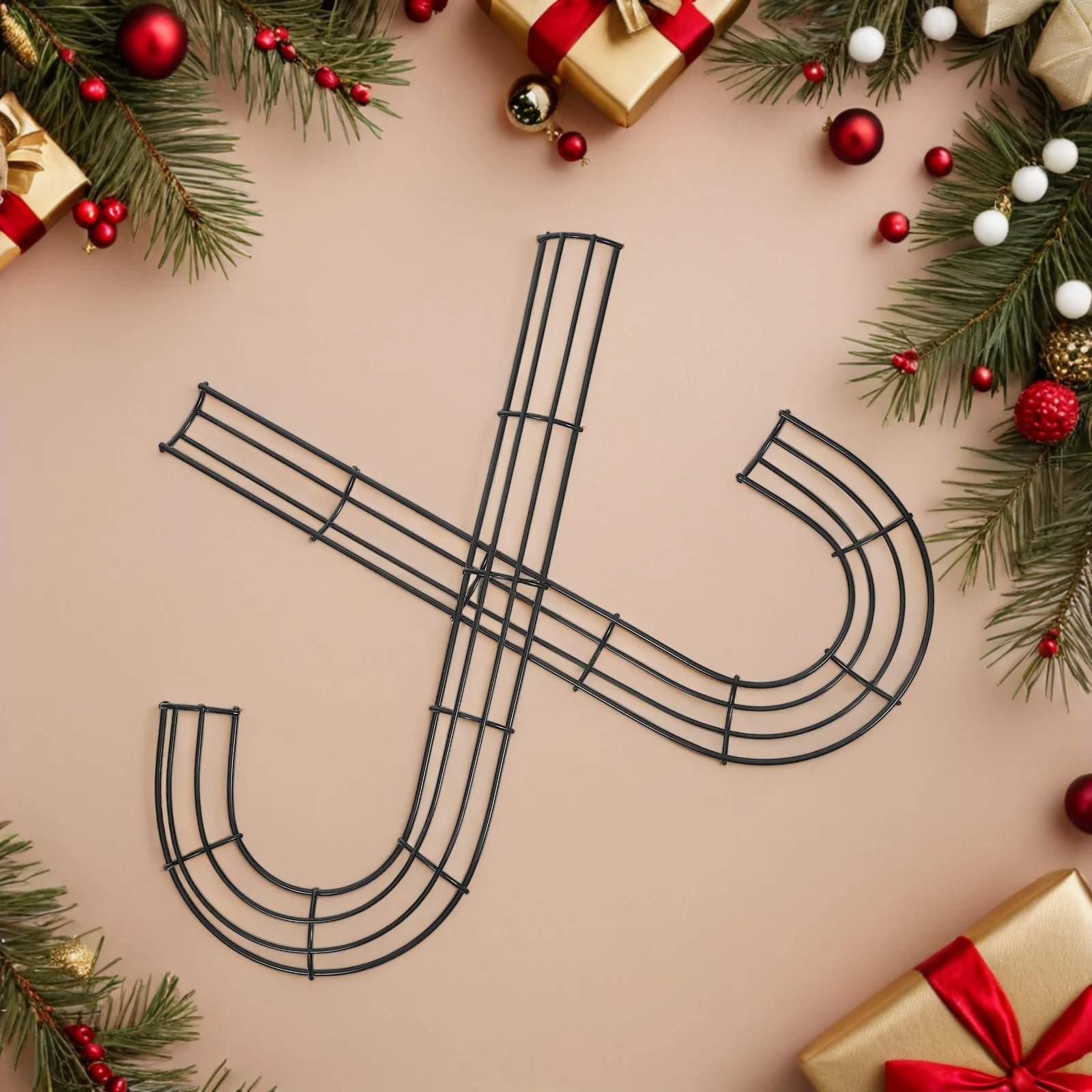 

2Pcs Christmas J-Shaped Wreath Frame Iron Candy Cane Floral Hoop DIY Crafts Metal Wire Wreath Form Holiday Decoration