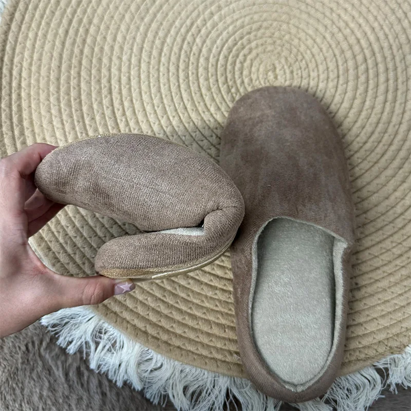 Bequeme Hausschuhe mit weicher Sohle, aus Baumwolle, für Damen, im Retro-Stil, aus Wildleder, warm, geräuschlos, in Übergrößen erhältlich, rutschfest, als Paar erhältlich. – Detail 4