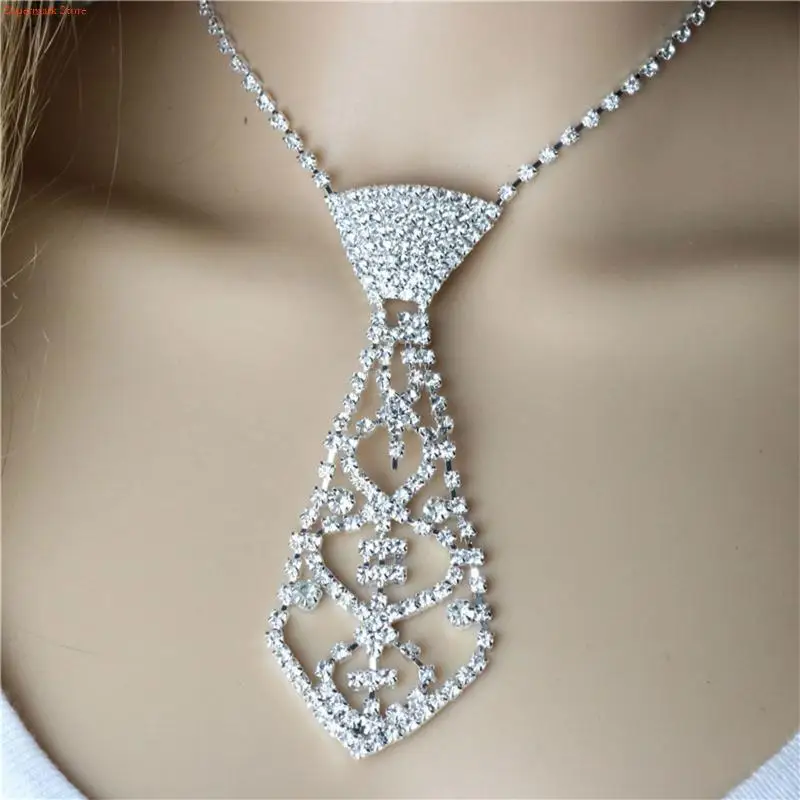 Q5WE Women Sexy Glitter for Rhinestone Necktie with Adjustable Chain Jewelry Necklace