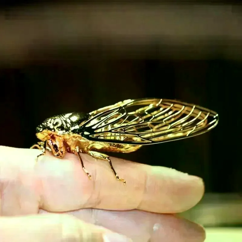Mini Retro Alloy Cicada Figurine Creative Exquisite Insect Sculpture Anti-Rust Statue For Home Office Table Decor